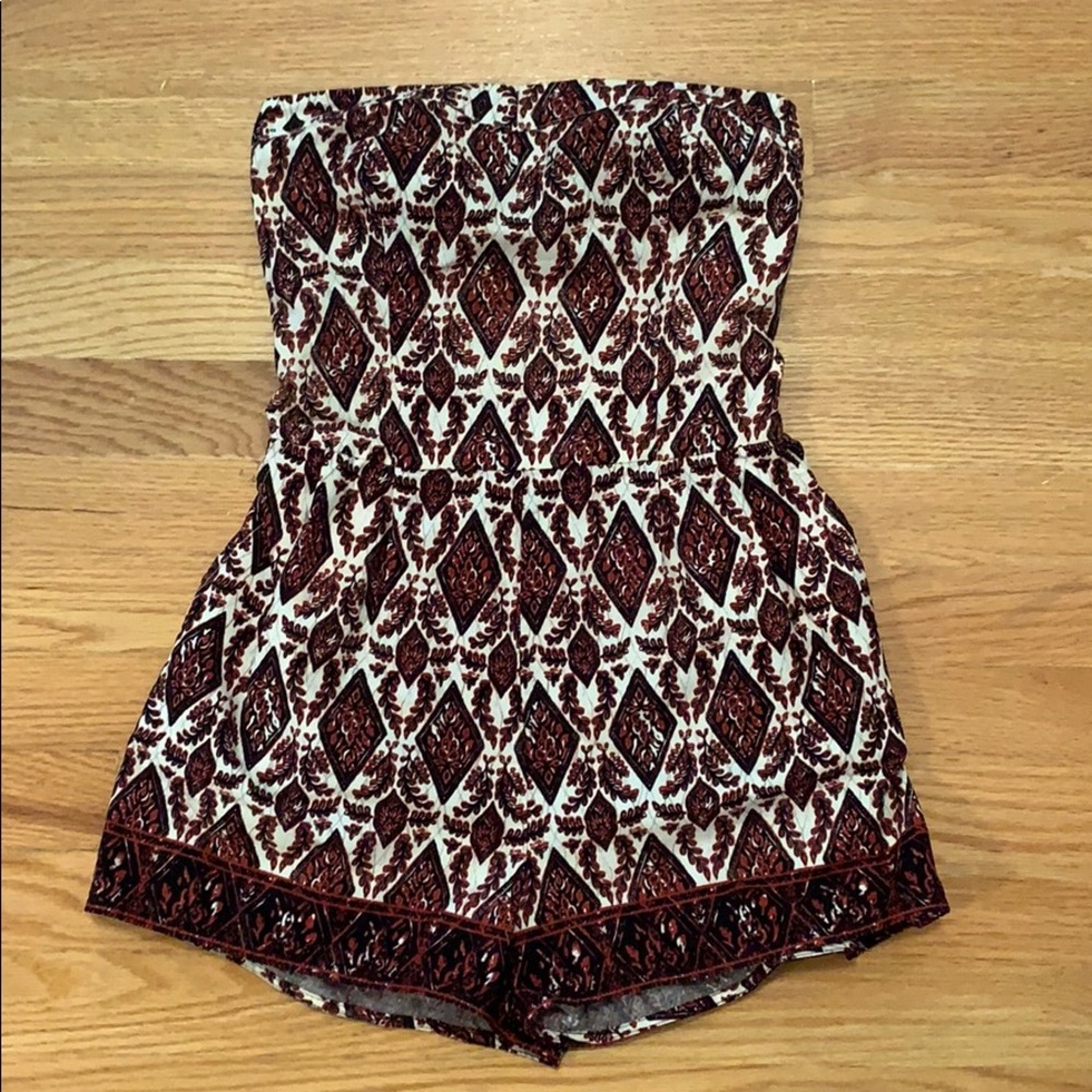 Strapless cotton romper